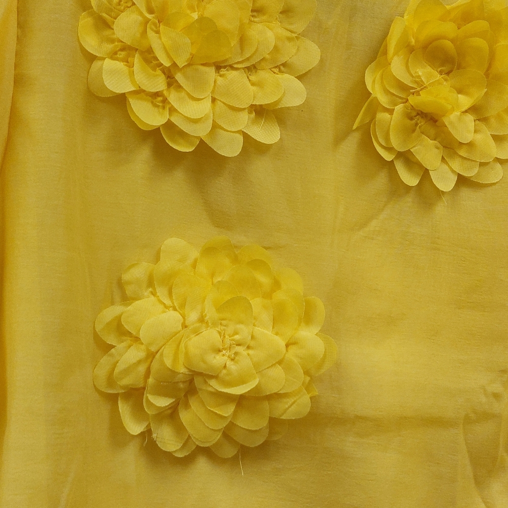 NWT WOWO FASHION  YELLOW TOP SZ.L